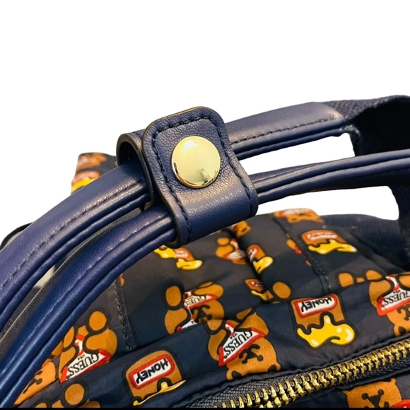 Extremely RARE HTF   Guess 3 way diaper bag - Picture 11 of 11